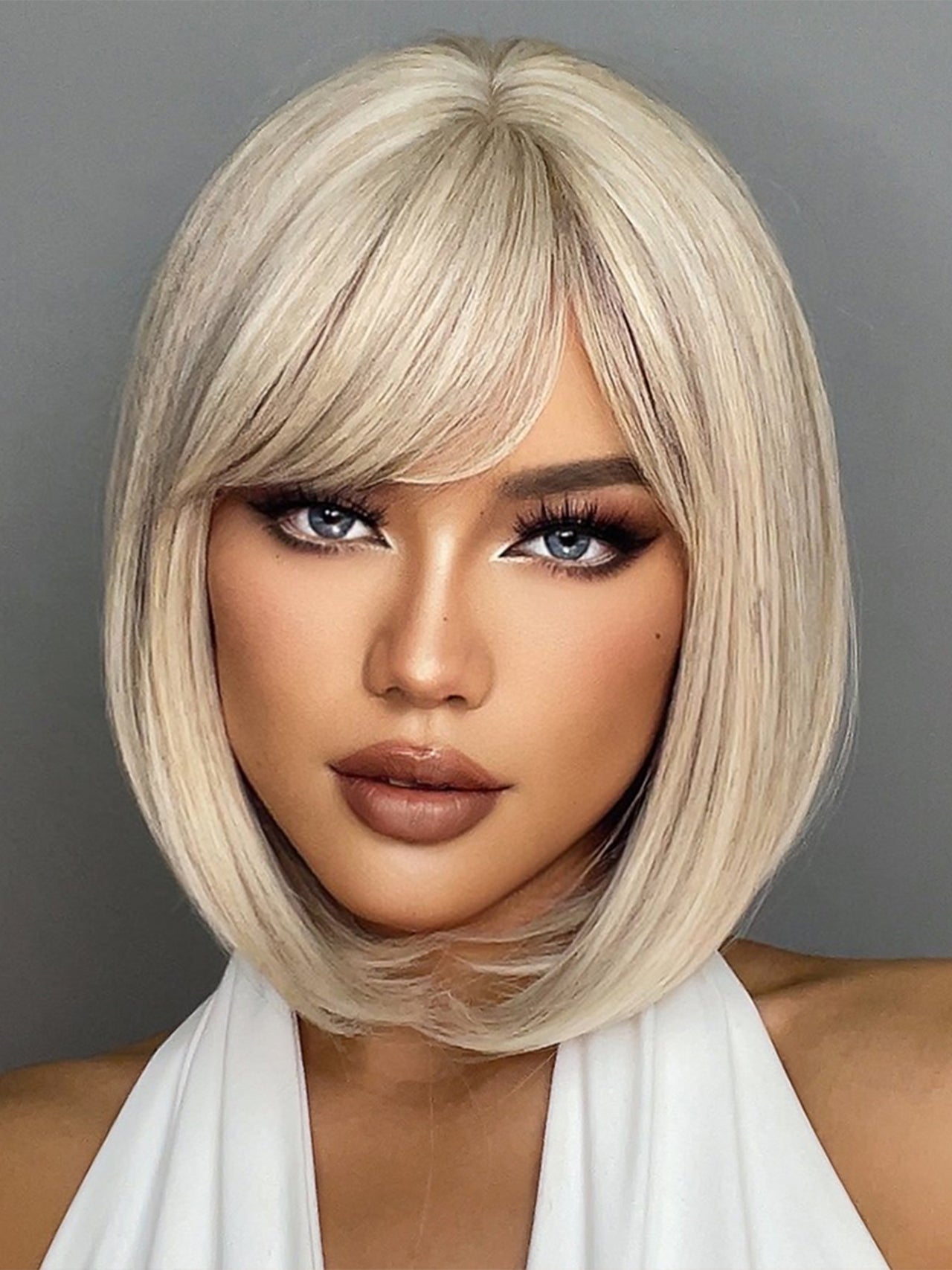 12 inch short straight ivory Bob wig with bangs Women's wig for daily  or cosplay use SS180-1