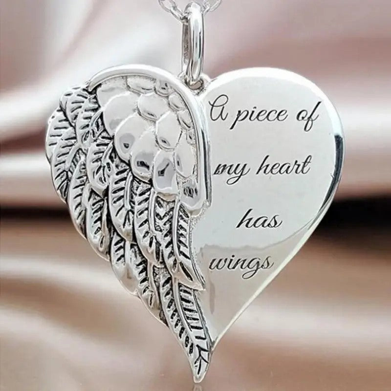 Charm Women Keychain Feather Heart Letter Heart Necklace Women's Fine Jewelry 2023 New In